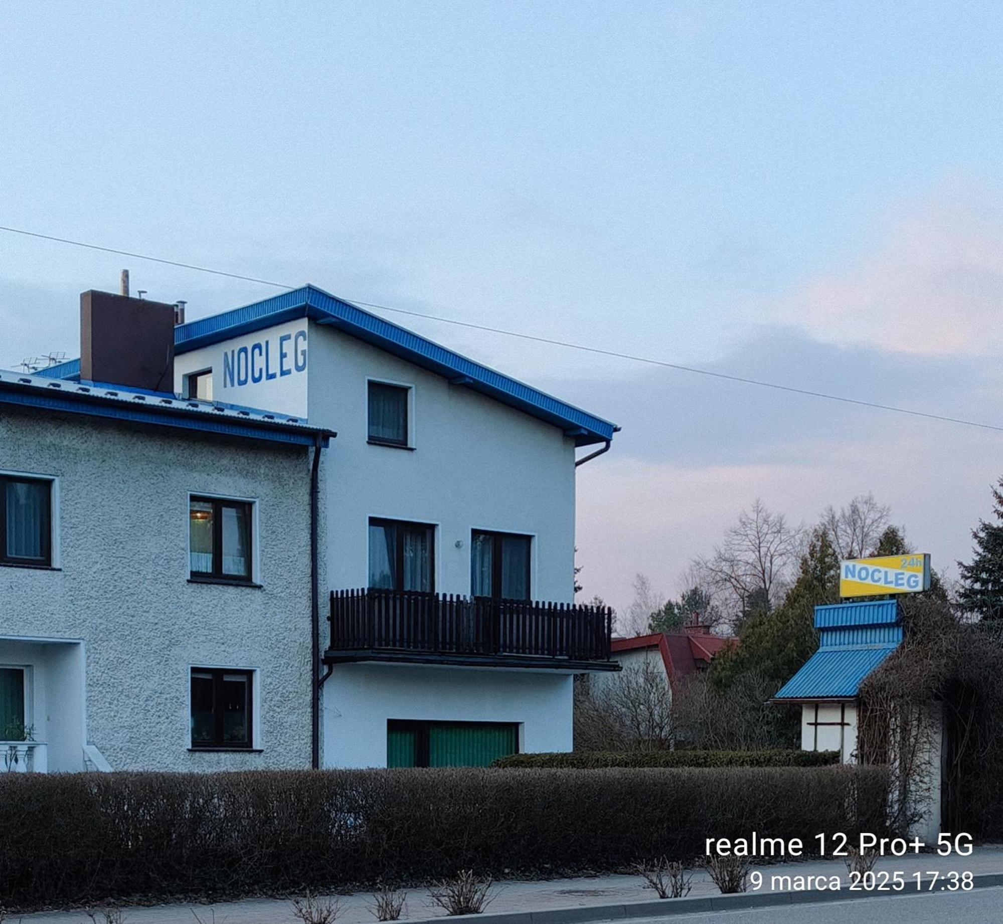 Uslugi Noclegowe I Gastronomiczne Dla Ludnosci Robert Mielcarek Kobyla Gora Exterior photo